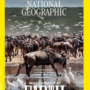 Back Issues: National Geographic December 2021 - Welcome to Earth Migratory Map
